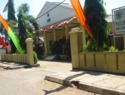 Mengaku Sebagai Pendamping Hukum Pengusaha BBM Pertalite ilegal, labrak Polsek Jonggol.